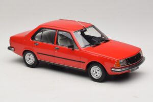 Renault 18 Punainen MCG 1:18 MCG18595 Metalli — kuva 4 / 6