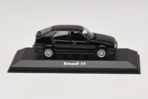 Renault 19 Musta Maxichamps 1:43 940113701 Metalli