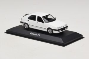 Renault 19 Valkoinen Maxichamps 1:43 940113700 Metalli — kuva 3 / 5