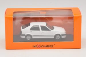 Renault 19 Valkoinen Maxichamps 1:43 940113700 Metalli — kuva 5 / 5