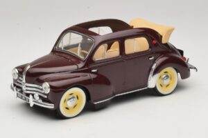 Renault 4CV Kastanjanruskea Solido 1:18 8048 Metalli