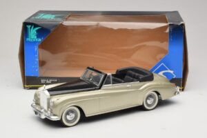 Rolls-Royce Silver Cloud II Hopea Solido 1:18 8006 Metalli — kuva 6 / 6