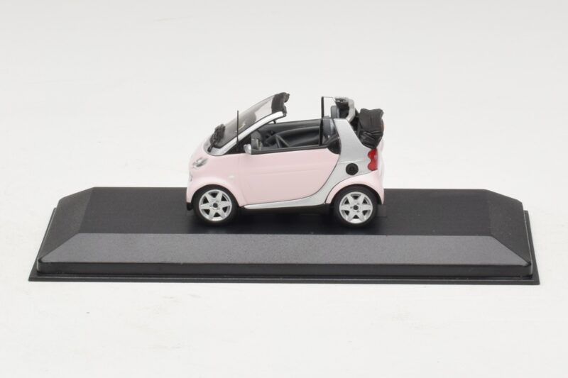 Smart Fortwo 450 Avoauto Valkoinen Legally Blonde 2 Korvaava Pakkaus Minichamps 1:43 402173900-R1 Metalli