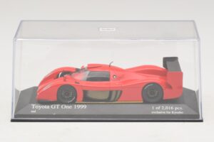 Toyota GT-One TS020 Street Punainen Minichamps 1:43 433991603 Metalli — kuva 4 / 5