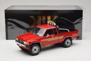 Toyota Hilux N50 Xtra Cab 4x4 Punainen KK-Scale 1:18 KKDC181562 Metalli — kuva 6 / 6