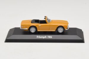 Triumph TR6 Oranssi Maxichamps 1:43 940132571 Metalli