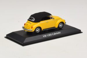 Volkswagen 1302 Avoauto Keltainen Maxichamps 1:43 940055030 Metalli — kuva 2 / 5