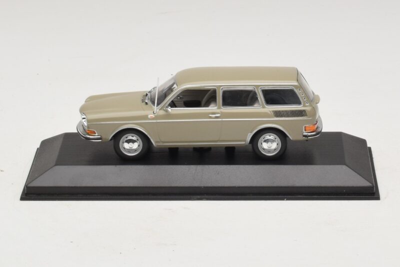 Volkswagen 411 LE Variant Savanna Beige Minichamps 1:43 400051114 Metalli