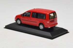 Volkswagen Caddy 2K Bus Punainen Minichamps 1:43 CADDY009 Metalli — kuva 3 / 5