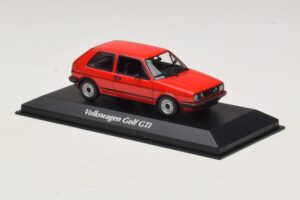 Volkswagen Golf GTI Mk2 Punainen Maxichamps 1:43 940054121 Metalli — kuva 3 / 5