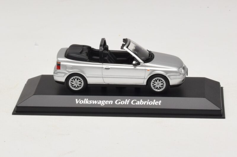 Volkswagen Golf Mk4 Avoauto Hopea Maxichamps 1:43 940058331 Metalli