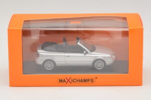 Volkswagen Golf Mk4 Avoauto Hopea Maxichamps 1:43 940058331 Metalli — kuva 5 / 5