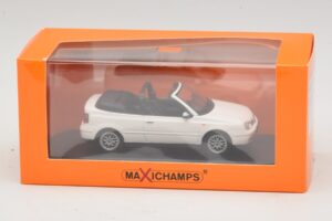 Volkswagen Golf Mk4 Avoauto Valkoinen Maxichamps 1:43 940058330 Metalli — kuva 5 / 5