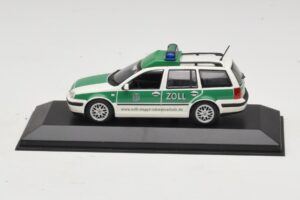 Volkswagen Golf Mk4 Variant Polizei Minichamps 1:43 Volkswagen Golf Mk4 Variant Polizei Minichamps 1:43 430056090 Metalli