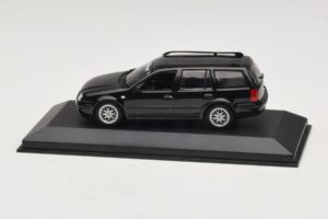 Volkswagen Golf Mk4 Variant Sport Highline BBS Edition Musta Korvaava Pakkaus Minichamps 1:43 GOLF008-R1 Metalli