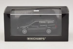 Volkswagen Golf Mk4 Variant Sport Highline BBS Edition Musta Korvaava Pakkaus Minichamps 1:43 GOLF008-R1 Metalli — kuva 5 / 5