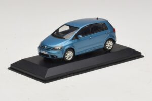 Volkswagen Golf Plus Mk5 Sininen Metallic Korvaava Pakkaus Minichamps 1:43 GOLF02-R1 Metalli — kuva 2 / 5