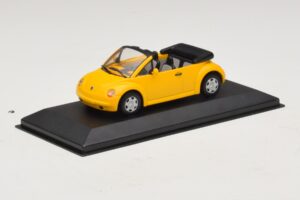 Volkswagen New Beetle Avoauto Keltainen Minichamps 1:43 BEETLE002 Metalli — kuva 2 / 5