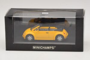 Volkswagen New Beetle Avoauto Keltainen Minichamps 1:43 BEETLE002 Metalli — kuva 5 / 5