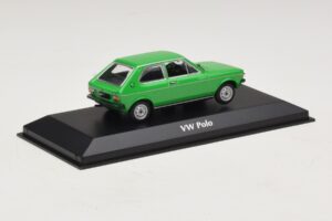 Volkswagen Polo Mk1 Vihreä Maxichamps 1:43 940050501 Metalli — kuva 2 / 5