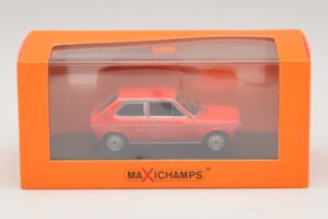 Volkswagen Polo Mk1 Punainen Maxichamps 1:43 940050500 Metalli — kuva 5 / 5