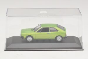 Volkswagen Scirocco Mk1 Vihreä Metallinen Korvaava Pakkaus Maxichamps 1:43 940050420-R1 Metalli — kuva 4 / 5