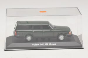 Volvo 240 GL Farmari Tummanvihreä Maxichamps 1:43 940171411 Metalli — kuva 4 / 5