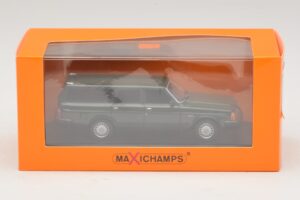 Volvo 240 GL Farmari Tummanvihreä Maxichamps 1:43 940171411 Metalli — kuva 5 / 5