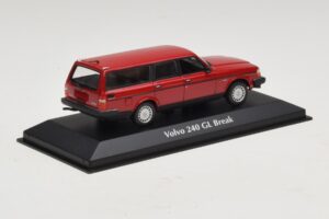 Volvo 240 GL Farmari Punainen Maxichamps 1:43 940171410 Metalli — kuva 2 / 5