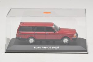 Volvo 240 GL Farmari Punainen Maxichamps 1:43 940171410 Metalli — kuva 5 / 5