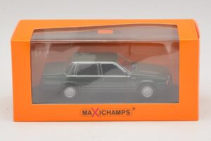 Volvo 740 Tummanvihreä Maxichamps 1:43 940171700 Metalli — kuva 5 / 5